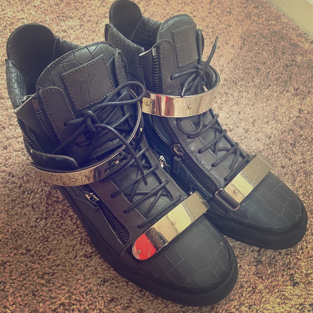 Giuseppes size 12